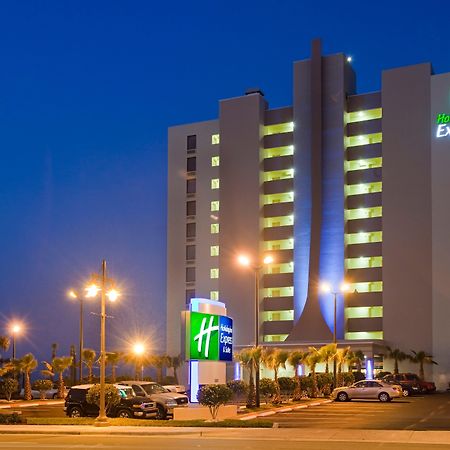 Holiday Inn Express & Suites Oceanfront Daytona Beach Shores By Ihg Buitenkant foto