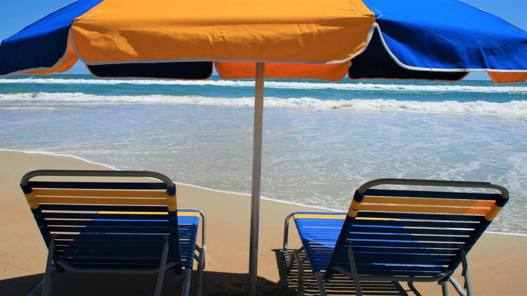 Holiday Inn Express & Suites Oceanfront Daytona Beach Shores By Ihg Buitenkant foto