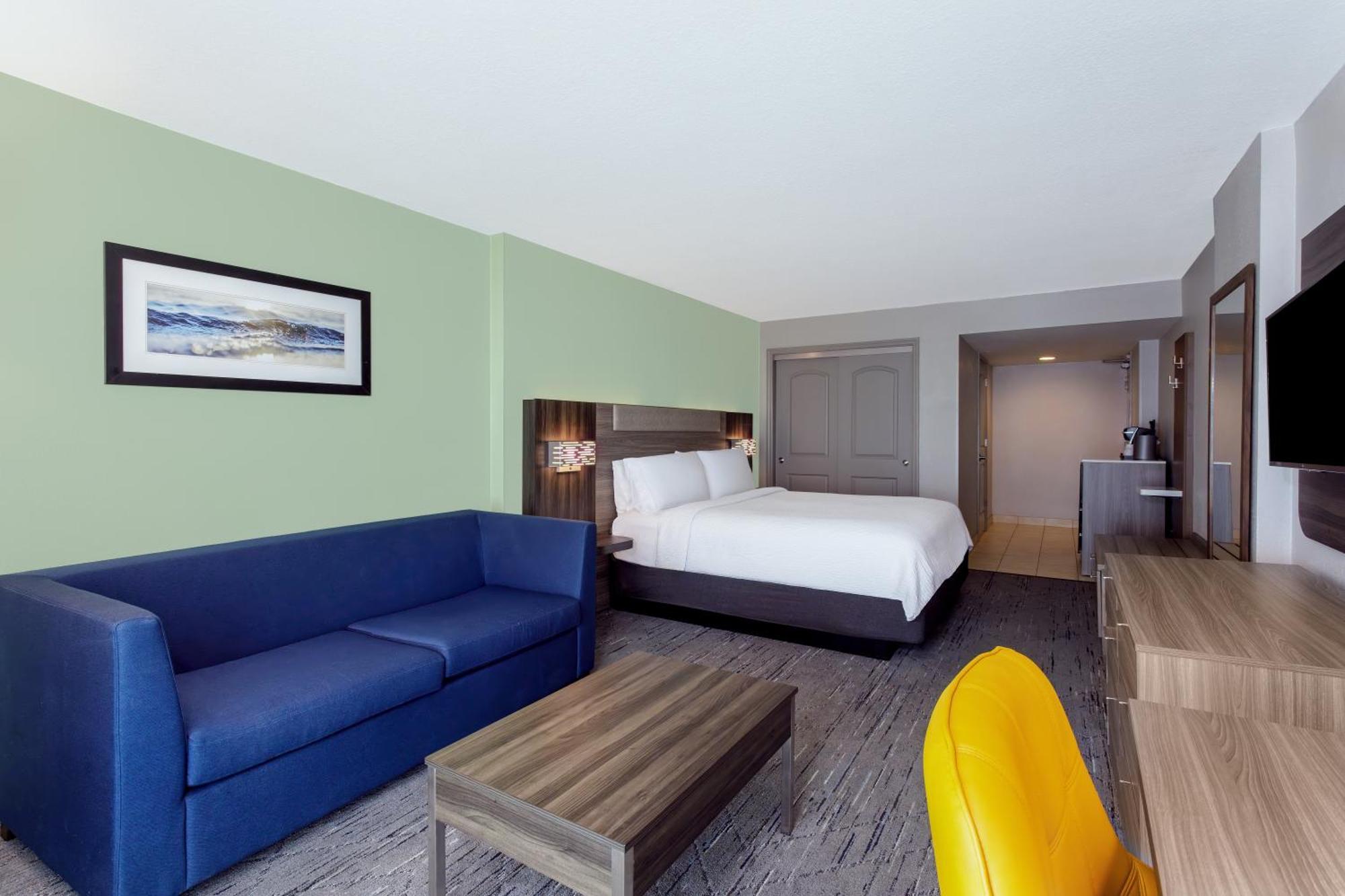 Holiday Inn Express & Suites Oceanfront Daytona Beach Shores By Ihg Buitenkant foto