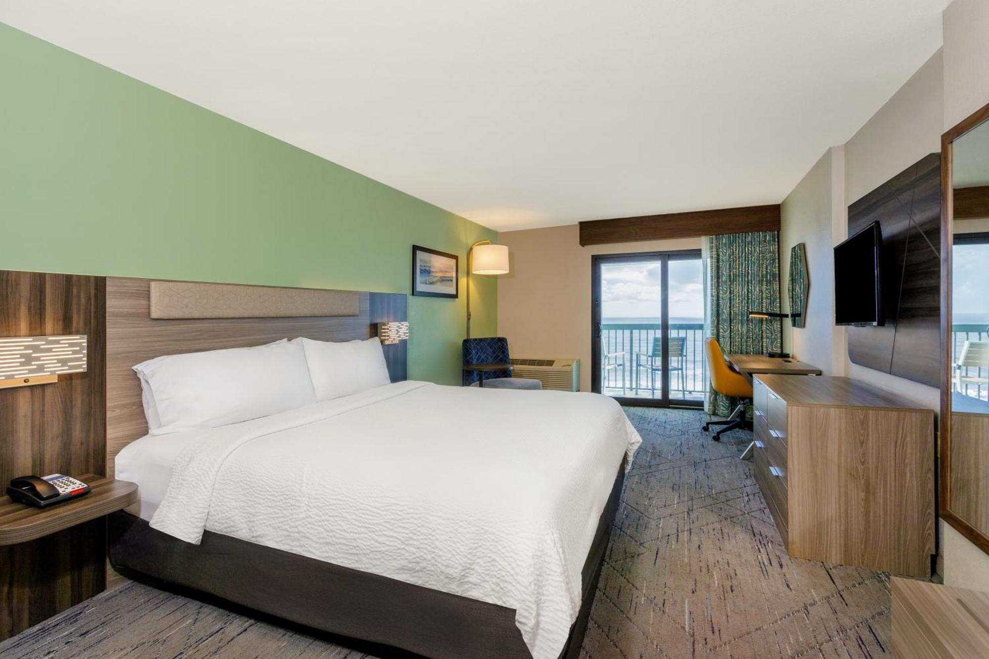 Holiday Inn Express & Suites Oceanfront Daytona Beach Shores By Ihg Buitenkant foto